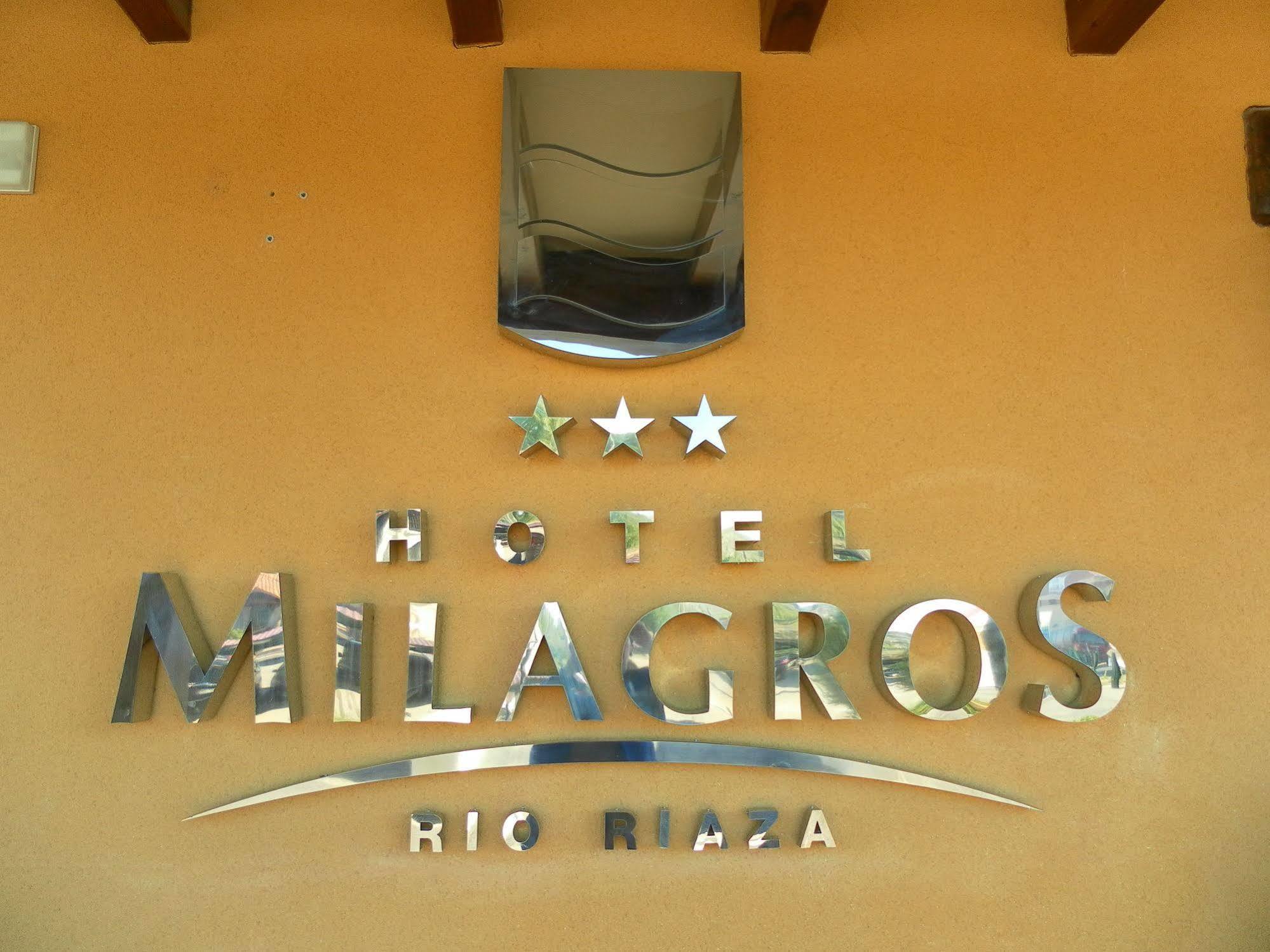 Hotel Milagros Rio Riaza Exterior photo